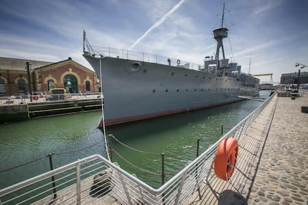 visit yeovilton air museum