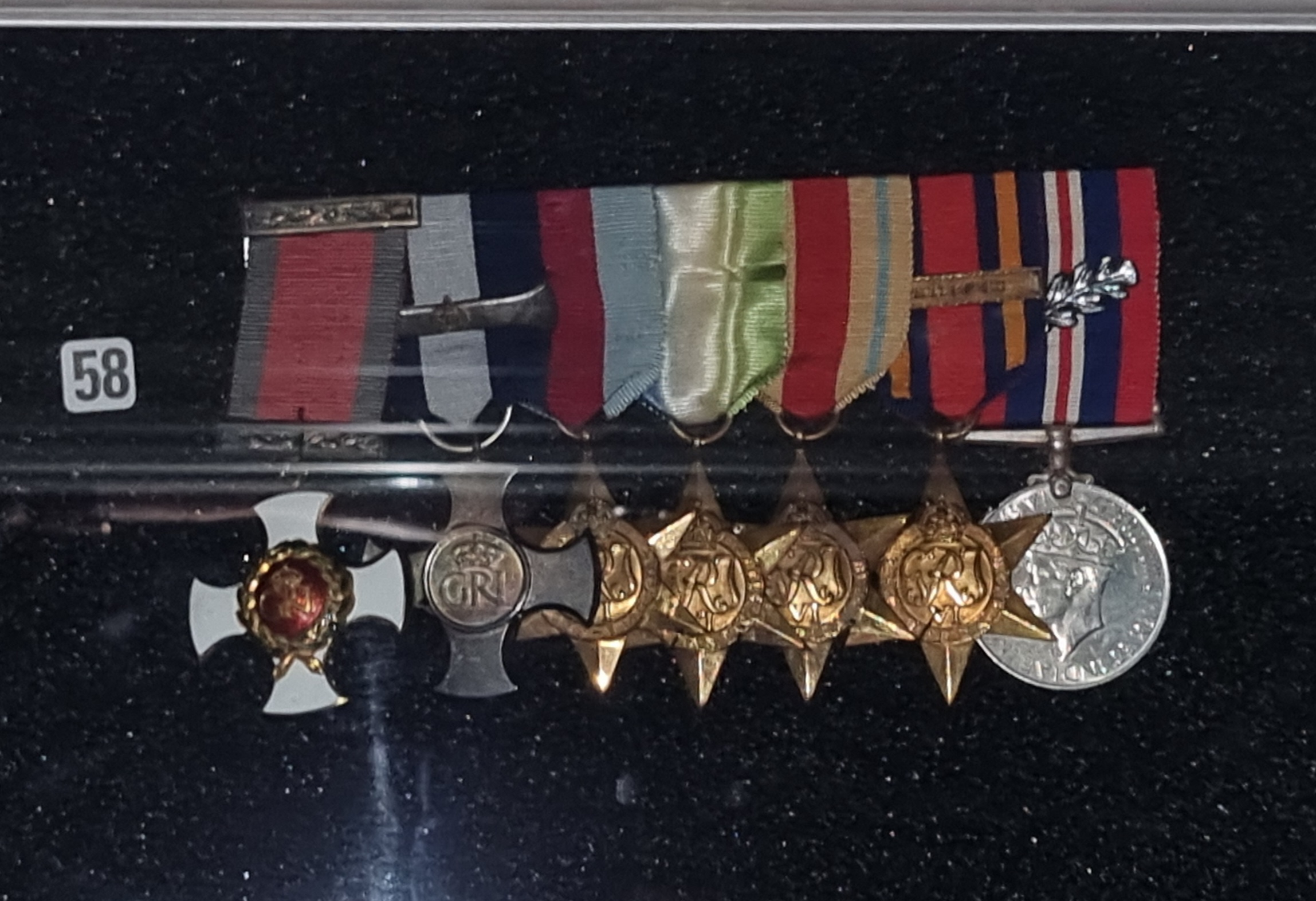 A selection of 7 medals