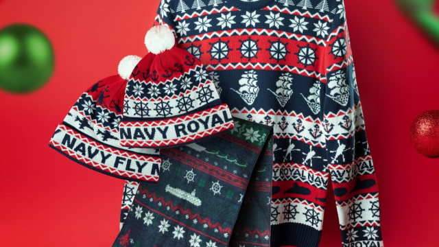 National Museum of the Royal Navy jumper, hat, and scarf